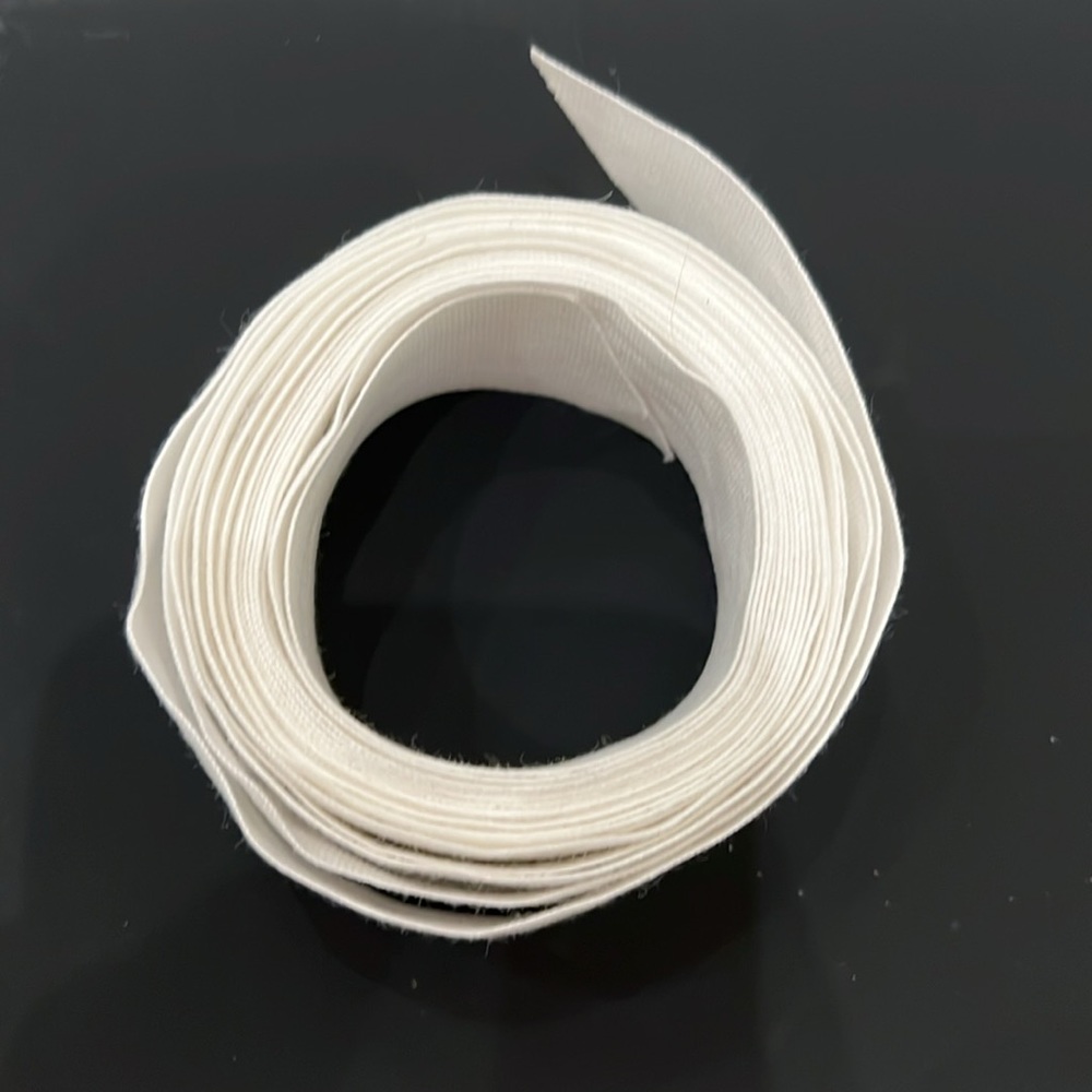 Chanel Ribbon with Flower - Picture 5 of 7